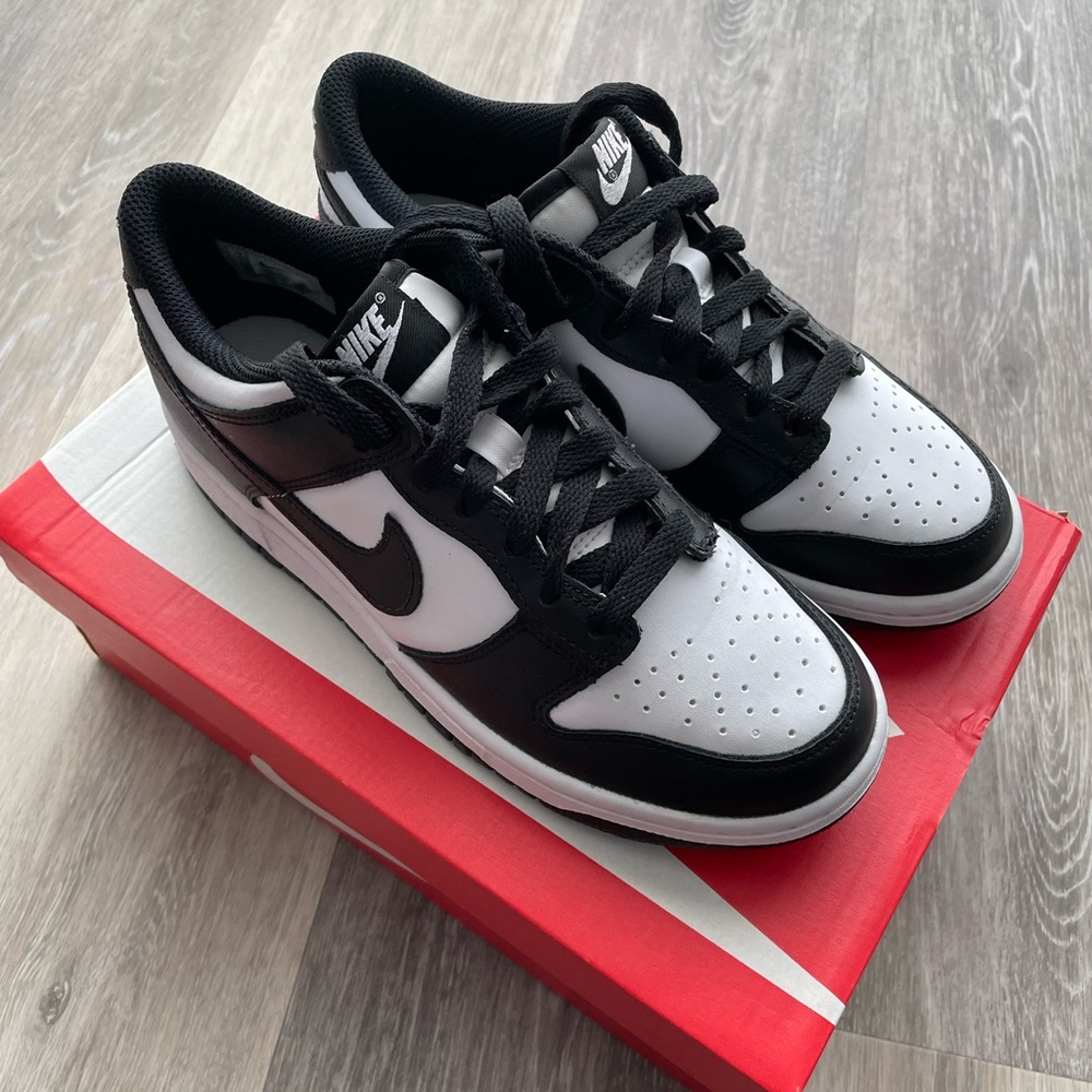 Nike Dunk Low Panda